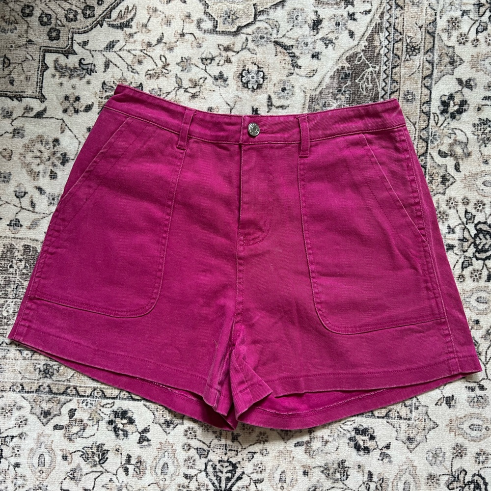 Entro High Waist Fuchsia Shorts